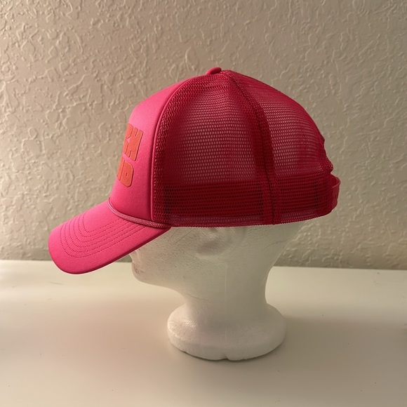 SOLD 🎊 Z supply trucker hat - Picture 3 of 5